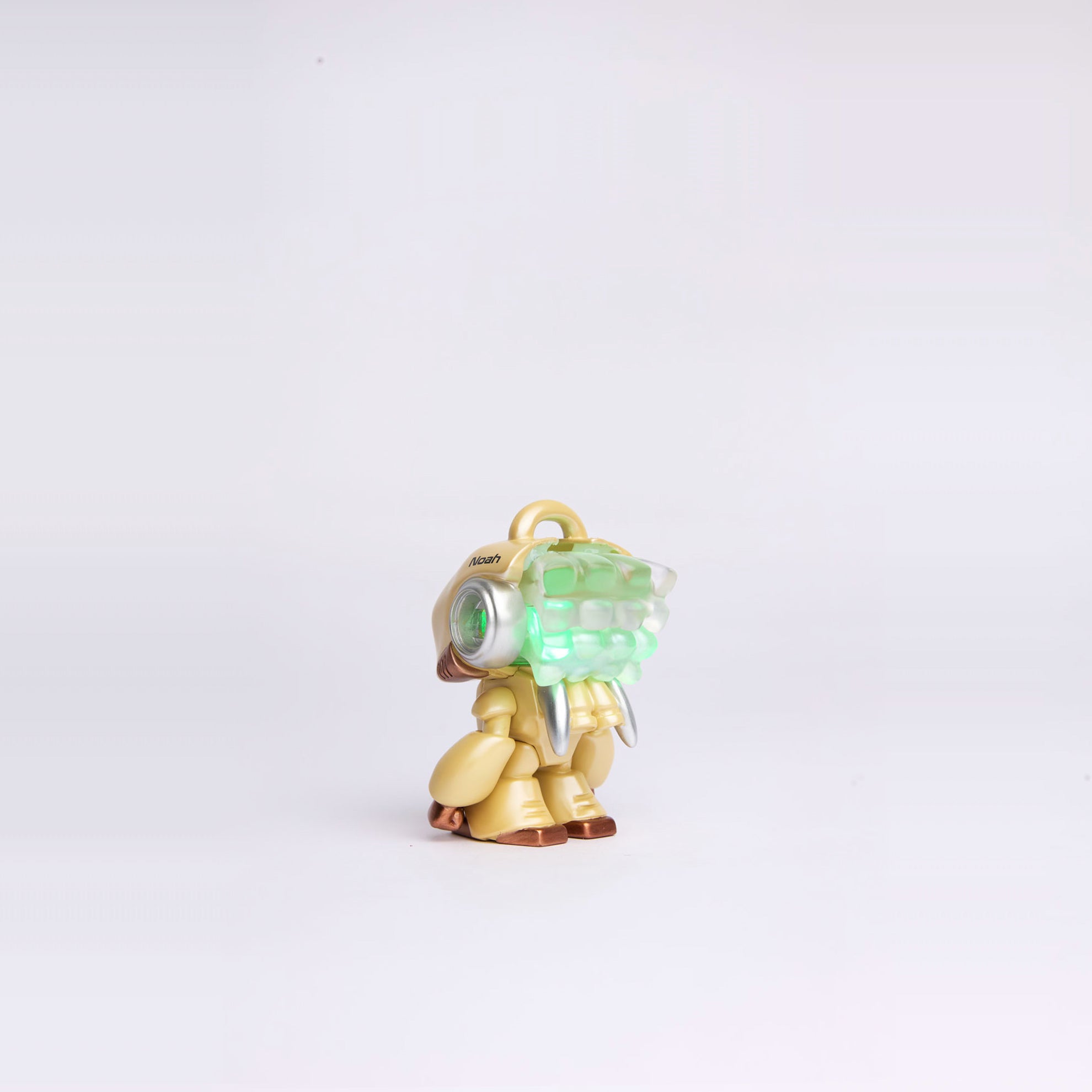 MINI NOAH – Ancientz CHAPTER 1 V.1 Light-Up Mini Figure with Keychain